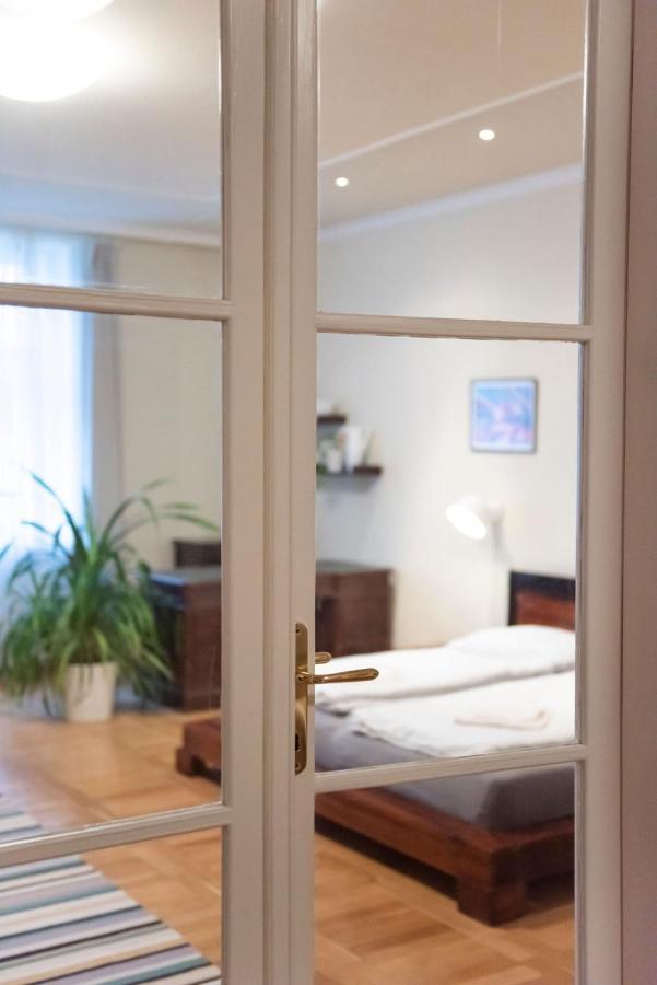 Velky Apartman Братислава Екстер'єр фото